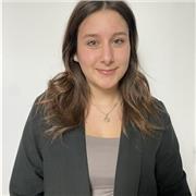 Professeur particulier donne des cours d’italien (langue maternelle) pour apprendre cette langue